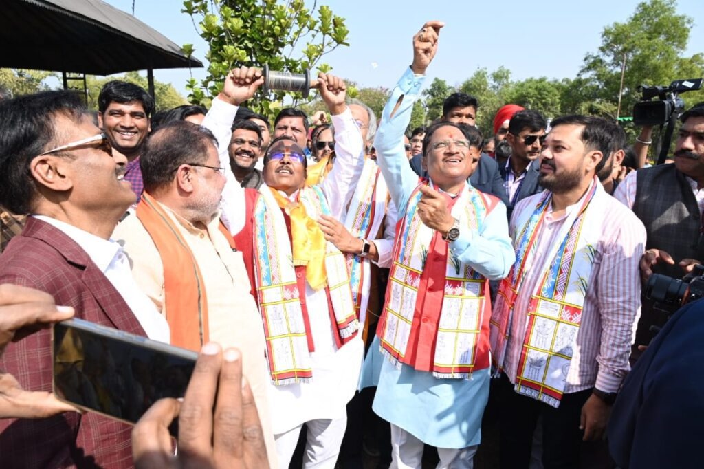 CM Sai started kite festival