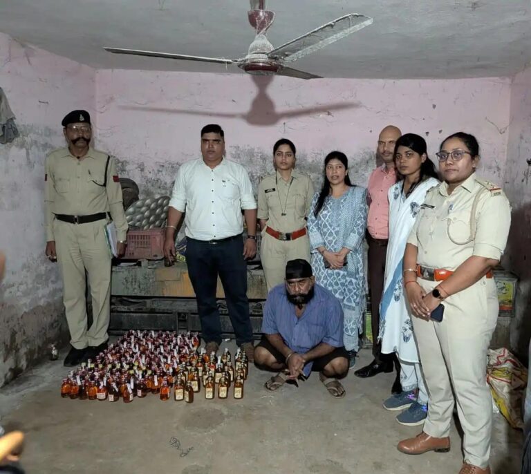 आबकारी विभाग की बड़ी कार्रवाई: अवैध शराब के साथ कोचिया गिरफ्तार, 1.25 लाख रुपये का माल जब्त