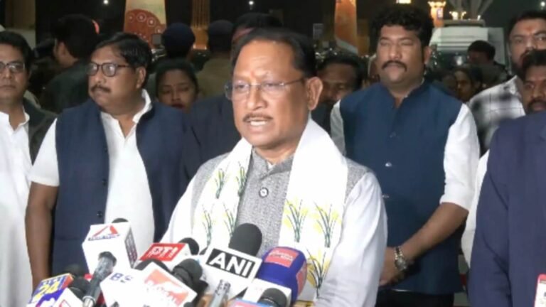 छत्तीसगढ़ सीएम विष्णुदेव साय का राहुल गांधी पर तीखा हमला: कहा- ‘देशद्रोही आचरण’ पर उतरे कांग्रेस नेता, दें इस्तीफा
