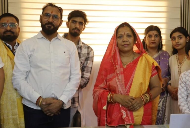 बिलासपुर में भवानी कैरियर कार्यालय का शुभारंभ, कौशल्या साय ने बताए सफलता के सूत्र