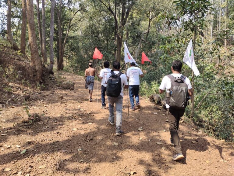 पानी और मातृभाषा बचाने के लिए पदयात्रा, हॉफ नदी किनारे जागरूकता अभियान