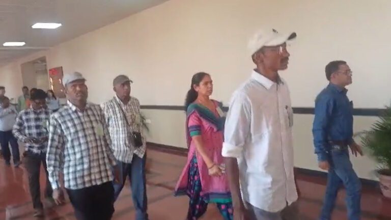 120 समर्पित नक्सलियों ने विधानसभा में देखी कार्यवाही, मुख्यधारा में वापसी का ऐतिहासिक दिन