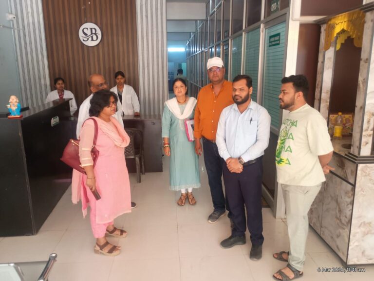 मुंगेली में निजी अस्पतालों पर स्वास्थ्य विभाग का औचक निरीक्षण, कई खामियां उजागर