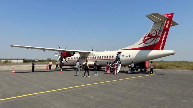 बस्तर के लिए राहत की उम्मीद: रायपुर-जगदलपुर-हैदराबाद फ्लाइट दोबारा शुरू करने की तैयारी