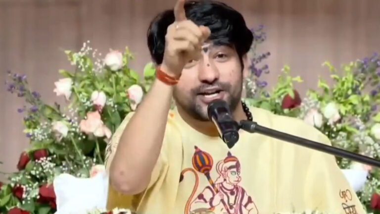 कोरबा में धीरेंद्र शास्त्री की हनुमंत कथा में उमड़ा जनसैलाब, धर्मांतरण पर सख्त संदेश