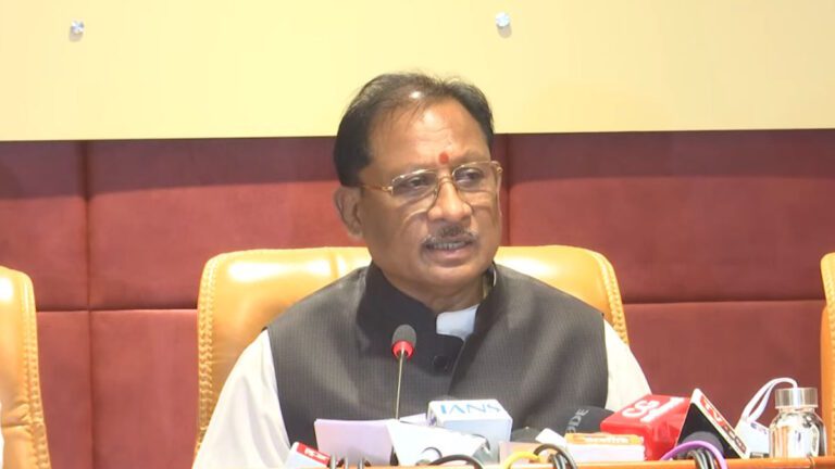 नारी शक्ति वंदन अधिनियम पर सियासत तेज, सीएम विष्णुदेव साय का विपक्ष पर हमला