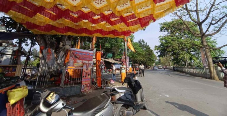 रायपुर का ‘चिट्ठी वाले हनुमान जी’ मंदिर: जहां लिखी जाती हैं मनोकामनाएं और पूरी होती हैं इच्छाएं