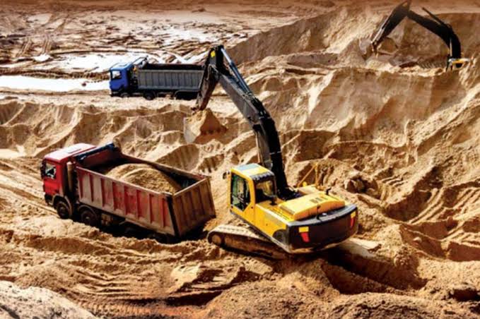 बिलासपुर में अवैध खनन पर बड़ी कार्रवाई, 22 वाहन जब्त