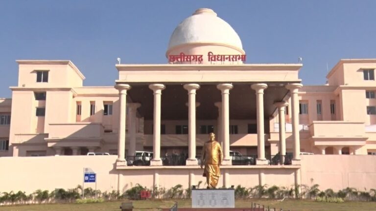 नारी शक्ति वंदन अधिनियम पर छत्तीसगढ़ विधानसभा में तीखी बहस