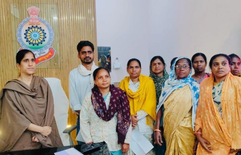नक्सल पीड़ित परिवारों का सरकार के खिलाफ आंदोलन का ऐलान, 21 मई से अनिश्चितकालीन धरने की चेतावनी