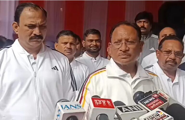 राहुल गांधी के दौरे पर सीएम साय का तंज, बोले- जहां जाते हैं वहां कांग्रेस का हाल सब जानते हैं