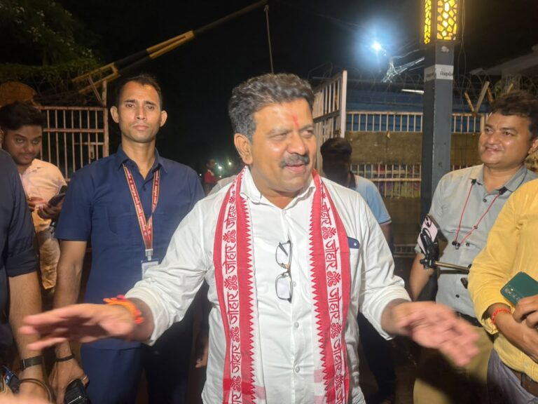 मुख्यमंत्री निवास में देर रात हाई लेवल बैठक, आगामी रणनीति पर हुआ मंथन