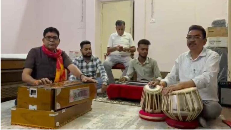 राजस्व मंत्री टंकराम वर्मा का लोकगीत गाते वीडियो वायरल, छत्तीसगढ़ी संस्कृति से जोड़ा संदेश