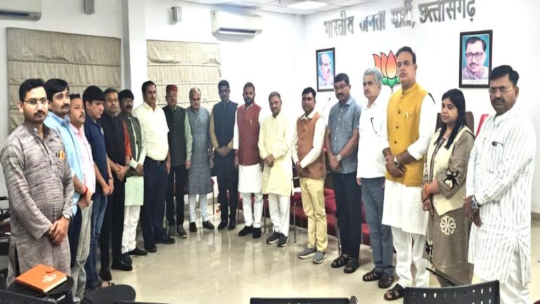 भाजपा मीडिया विभाग की बैठक, सरकार की उपलब्धियां जनता तक पहुंचाने पर जोर