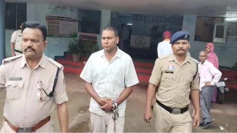 CG News: नौकरी का झांसा देकर महिला से गैंगरेप, एक आरोपी गिरफ्तार