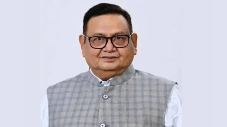 CG ED Raid: कांग्रेस नेता रामगोपाल अग्रवाल के धमतरी ठिकानों पर ED की दबिश, दस्तावेजों की जांच जारी