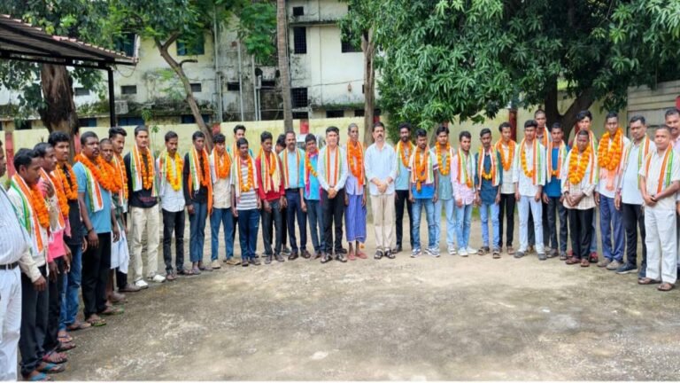 बीजेपी कार्यकर्ताओं ने थामा कांग्रेस का दामन, BJP जिलाध्यक्ष ने विधायक पर लगाया भ्रामक जानकारी फैलाने का आरोप