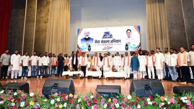 युवा संवाद कार्यक्रम में CM साय ने सेवा संकल्प यात्रा को बताया राष्ट्रनिर्माण की यात्रा