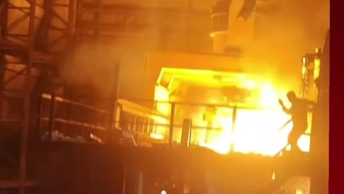 Durg Steel Plant Accident: जेडी स्टील प्लांट में दर्दनाक हादसा, 1600 डिग्री पिघले लोहे से झुलसे ठेकेदार की मौत
