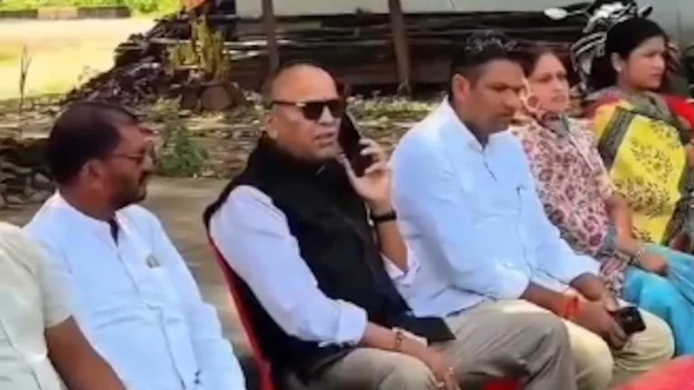 अधिकारी को लेकर अजय चंद्राकर का विवादित बयान, वीडियो वायरल होने के बाद सियासत गरमाई