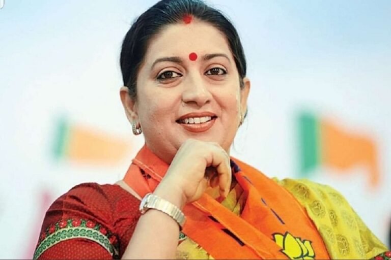 छत्तीसगढ़ दौरे पर आएंगी स्मृति ईरानी, राहुल गांधी की सभा वाली जगह पर कार्यकर्ताओं के साथ सुनेंगी ‘मन की बात’