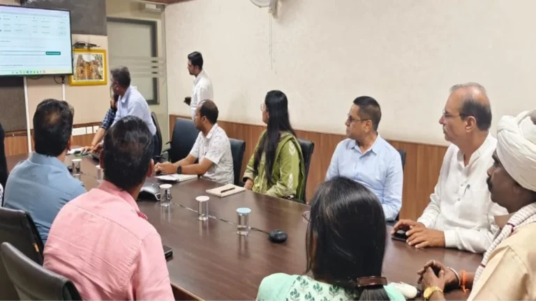 छत्तीसगढ़ के तेंदूपत्ता संग्राहक परिवारों को राहत, 169 परिवारों को 2.42 करोड़ की सहायता