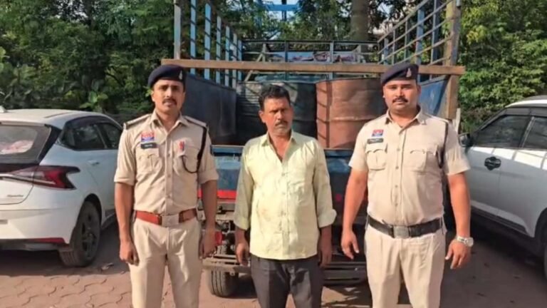 अवैध डीजल परिवहन पर पुलिस की कार्रवाई, 7 ड्रमों में 1400 लीटर डीजल जब्त